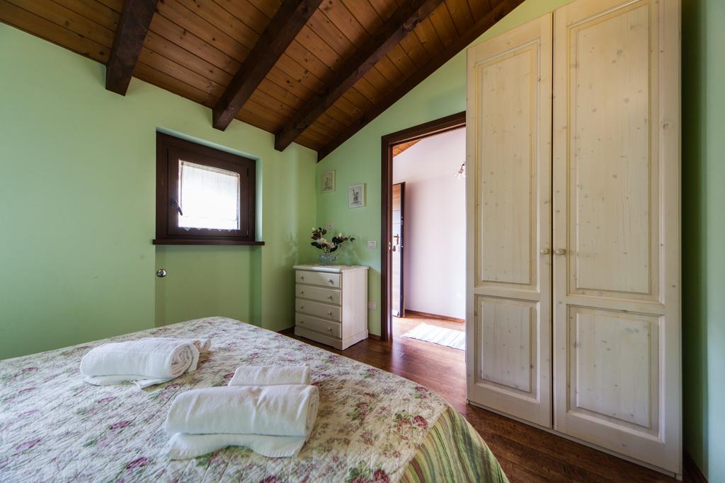 Agriturismo Alla Poncia Gravedona Kültér fotó